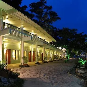 度假村 卡玛彦海滩酒店 ****